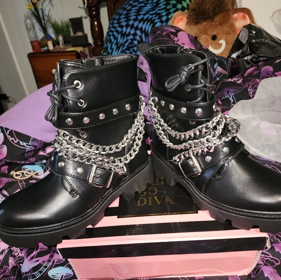 Dolls Kill Shoes - NIB Dolls Kill Bad Ass Black Boots , With Silver Chains